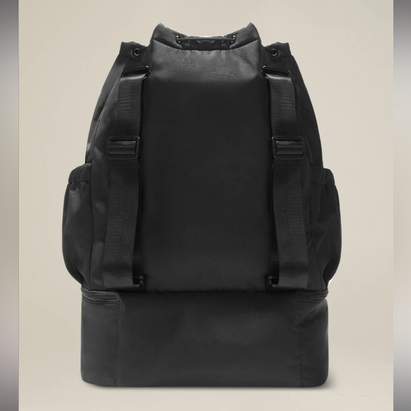 Beyond Yoga Convertible Gym Bag - Picture 3 of 5